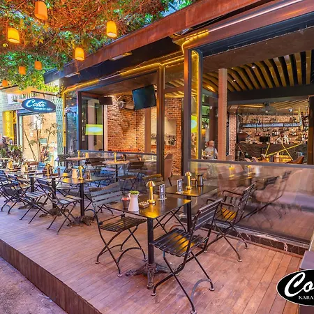 Costa Karakoy *