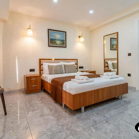 Costa Karakoy Hotel