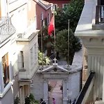 Costa Karakoy Ξενοδοχείο 3*