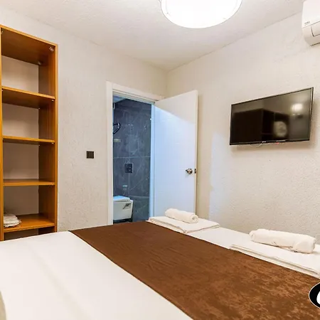 Hotel Costa Karakoy 3*