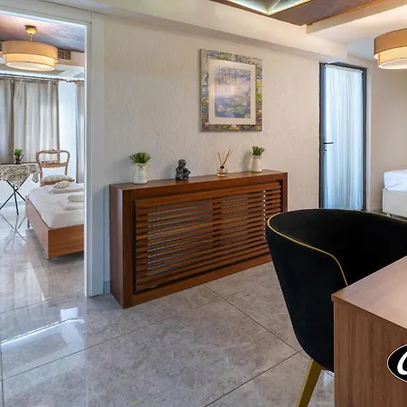 Costa Karakoy 3*